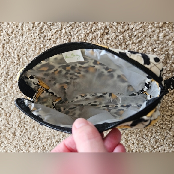 Vera Bradley Floral GO WILD Lined Quilted Pouch Makeup/Cosmetics Bag - Picture 7 of 8